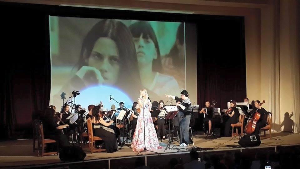 Ozana Barabancea a dirijat prima orchestră de femei din Rom&acirc;nia!