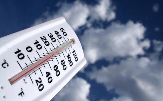 După un weekend foarte cald, vremea se schimbă radical! Iată ce se &icirc;nt&acirc;mplă luni şi marţi, &icirc;n toată ţara