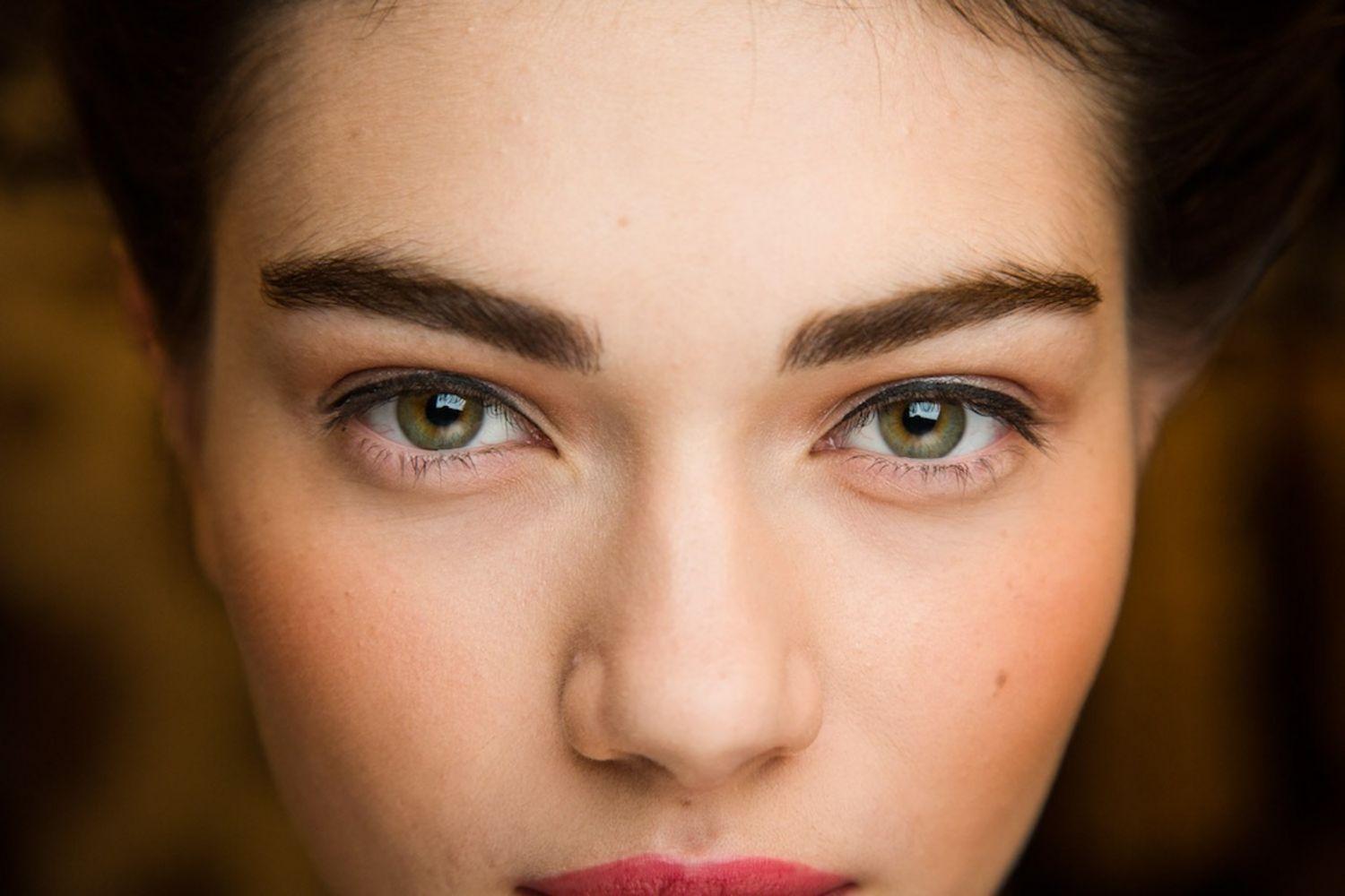 SECRETELE pe care NU le știai! Uite cum se obține de fapt o față perfectă! Toți te vor invidia!