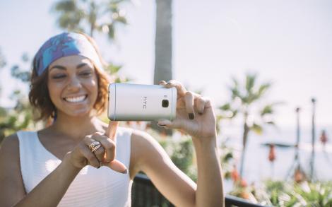 HTC One M9 – Ia-l cu tine în vacanță și fă-i pe ceilalți să se minuneze
