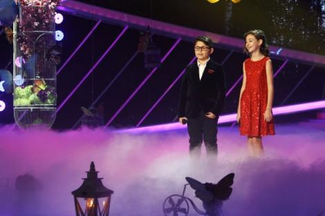 Două voci care îți dau fiori! Elena Hasna și Alex Pîrvu au deschis ediția specială "Next Star" cu un moment magic
