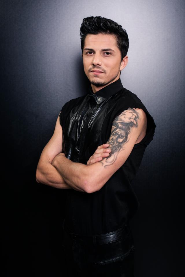 Acesta o să fie HITUL verii: Uddi a lansat piesa "Aseară ţi-am luat basma"! Niciodată nu ai auzit aşa ceva