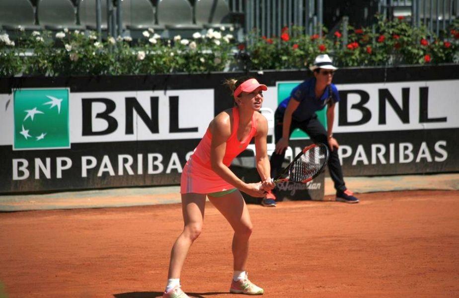 Simona Halep a &icirc;nvins-o pe Alexandra Dulgheru &icirc;n semifinalele turneului de la Roma