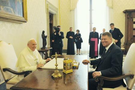 Papa Francisc vine &icirc;n Rom&acirc;nia! Suveranul Pontif a acceptat invitația președintelui de a vizita țară noastră
