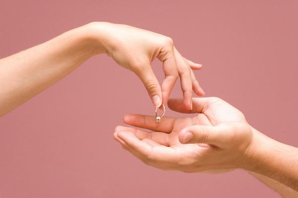 Astrele &ldquo;spun&rdquo; mai mult dec&acirc;t ţi-ai fi &icirc;nchipuit! Riscul de DIVORŢ &icirc;n funcţie de ZODIE