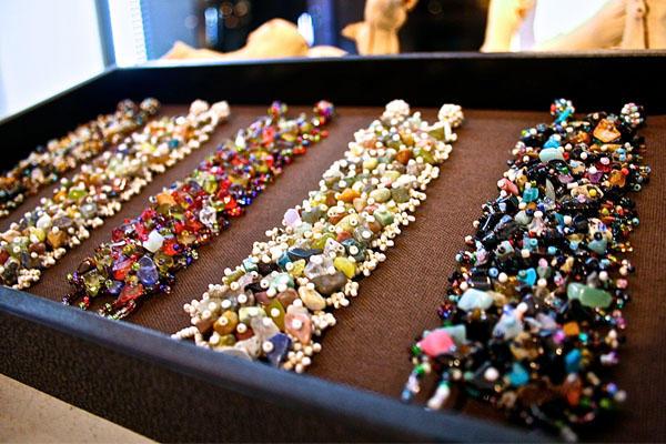 Uite ce pietre ți se potrivesc, &icirc;n funcție de ZODIE! Horoscopul acesta &icirc;ți spune care este TALISMANUL tău norocos! Al tău ce culoare are?