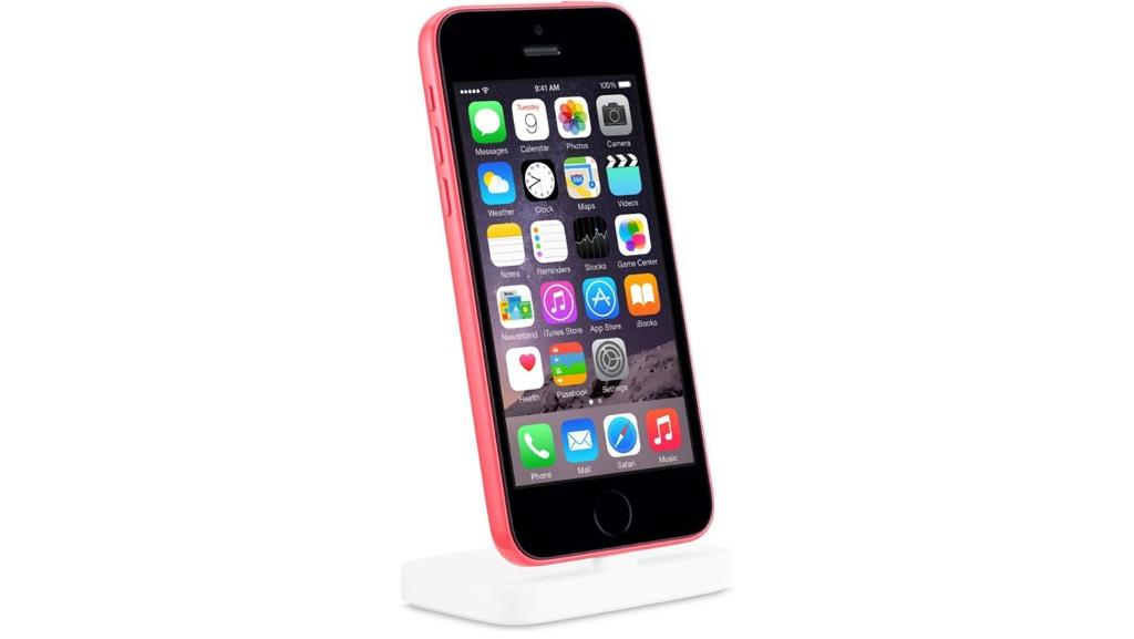 Un iPhone 5C neoficial “scăpat” de Apple pe site ne pregătește pentru viitoarele lansări