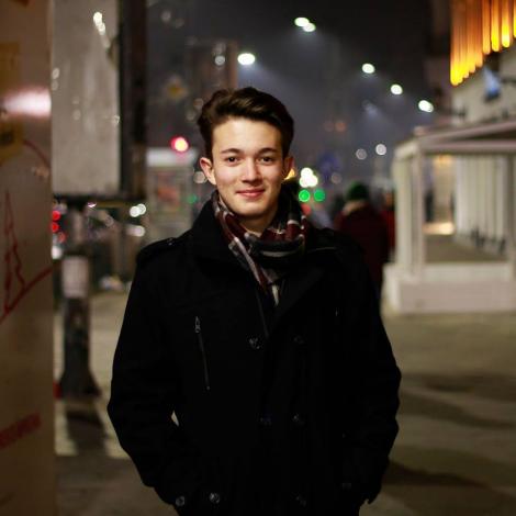 El e Dan, un elev de liceu care a cucerit lumea filmului de la Cannes! Are doar 17 ani, dar i-a UIMIT pe toți cu filmul său!
