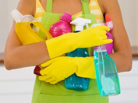 Curățenie la domiciliu, varianta simplă și rapidă! Cum să scapi de praful din casă