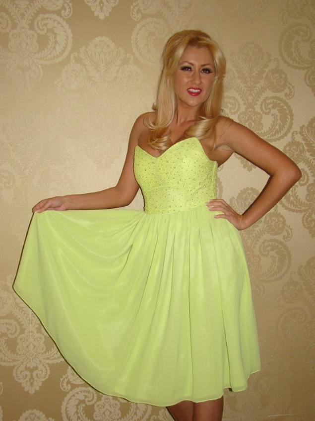 Raluca de la "Bambi" recunoaşte că este pretenţioasă la bărbaţi: "De obicei, renunţă pe parcurs curtezanii!"