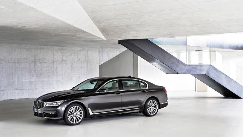 Control pentru şofer, răsfăţ pentru pasageri: Secretele celei de-a 6-a generaţii BMW Seria 7