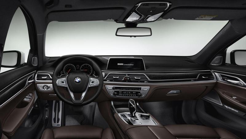Control pentru şofer, răsfăţ pentru pasageri: Secretele celei de-a 6-a generaţii BMW Seria 7