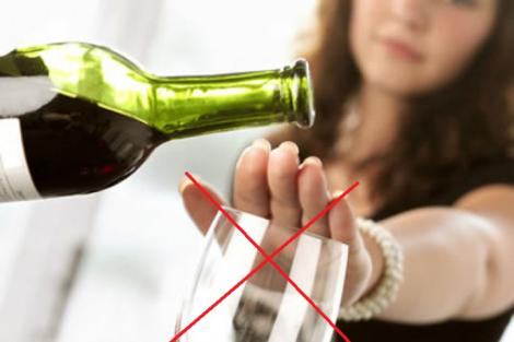 Ce se întâmplă cu ORGANISMUL tău după ce renunţi la ALCOOL! Când te poţi considera VINDECAT