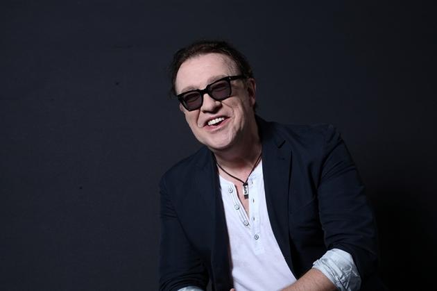 Gabriel Cotabiţă, externat de la Spitalul de Urgenţă Floreasca! Ce a făcut artistul imediat după ce a părăsit unitatea medicală