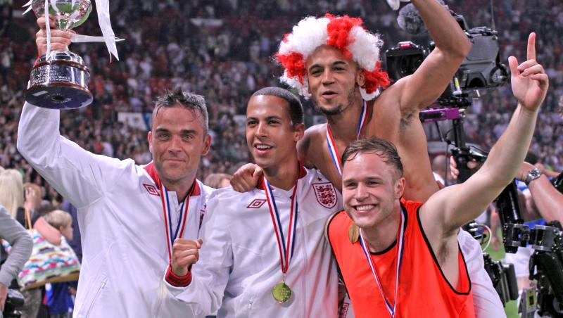 Robbie Williams și fotbalul: Celebrul solist care va concerta pe 17 iulie la București a fost patronul echipei Port Vale FC