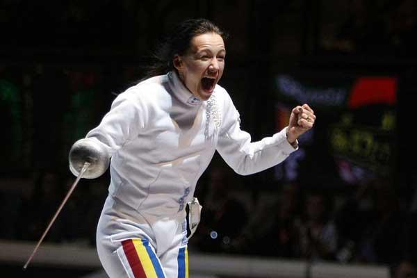 Ana-Maria Br&acirc;nză, medaliata cu aur la spadă, la Jocurile Europene Baku 2015