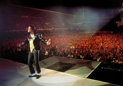 S-au împlinit ȘASE ani de la moartea lui Michael Jackson! Cele mai tari ȘASE concerte ale Regelui Muzicii Pop