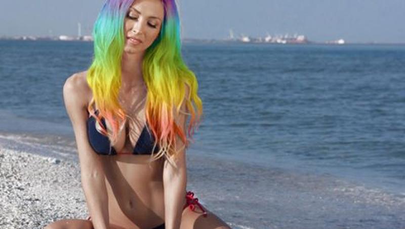 FOTO: Andreea Bălan, apariție uimitoare pe rețelele de socializare! Și-a vopsit părul în culori vibrante!?