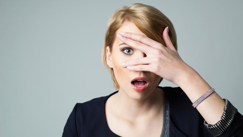 Voia să o ceară de nevastă când a căzut de pe BLOC! Dar ceea ce s-a întâmplat DUPĂ a făcut-o pe femeie să creadă în MINUNI!