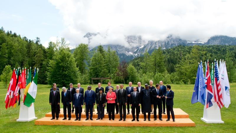 Galerie FOTO: Imagini de senzație surprinse cu Obama, Merkel, Cameron și Hollande la Summitul G7
