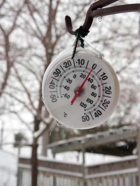 Vremea din România a luat-o razna! Minimă de 0,9 grade, cea mai scăzută temperatură din această vară