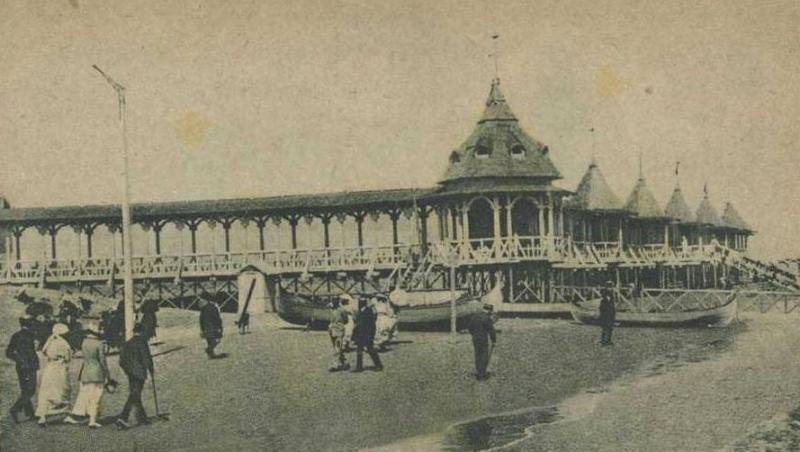 Plaja din staţiunea Mamaia, în jurul anului 1920