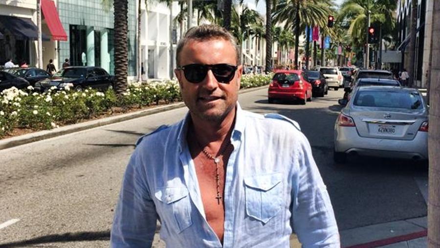 Cătălin Botezatu s-a reprofilat! A uitat de haine și şi-a lansat o colecție de vinuri