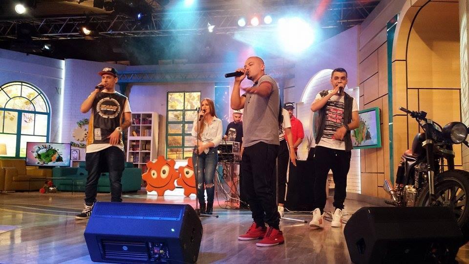 Cea mai tare colaborare din 2015! Puya, alături de cei mari tari artiști din Rom&acirc;nia, au rupt scena, LIVE, la "Neatza"
