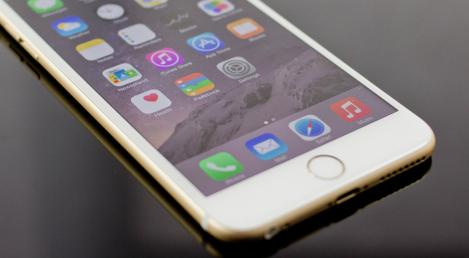 iPhone 6s apare în primele poze neoficiale
