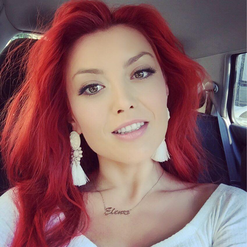 FOTO: Elena Gheorghe, imagine incendiară pe internet! Fanii i-au admirat decolteul uriaș