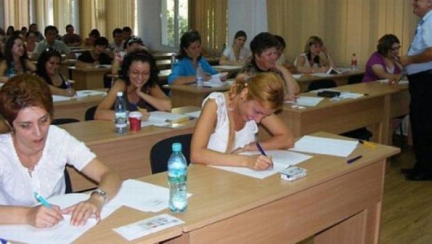 Perle TITULARIZARE 2015. Vai de elevii care vor &icirc;nvăța de la ei! Ce au scris profesorii de Limba Rom&acirc;nă la examen