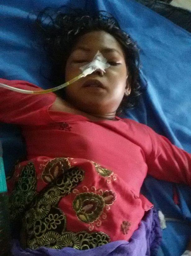 A ajuns de urgență la spital, dar toți au fost șocați! Uite ce au scos medicii din stomacul fetiței!