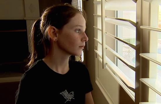 Are dureri mari de fiecare dată c&acirc;nd iese la soare! O fetiță a pus pe jar lumea medicală!