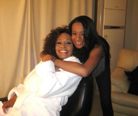Bobbi Kristina Brown, fiica lui Whitney Houston, a murit la vârsta de 22 de ani