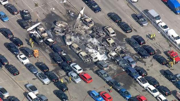 Patru morţi după ce un avion de dimensiuni medii s-a prăbuşit &icirc;n apropiere de Londra