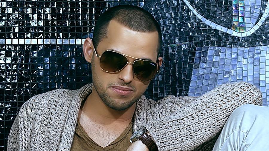 &Icirc;l mai știi pe rom&acirc;nul care a &icirc;ncins topurile cu hitul &bdquo;Dalinda&rdquo;? Alex Mica a ajuns acum la psihiatrie și se crede Dumnezeu!