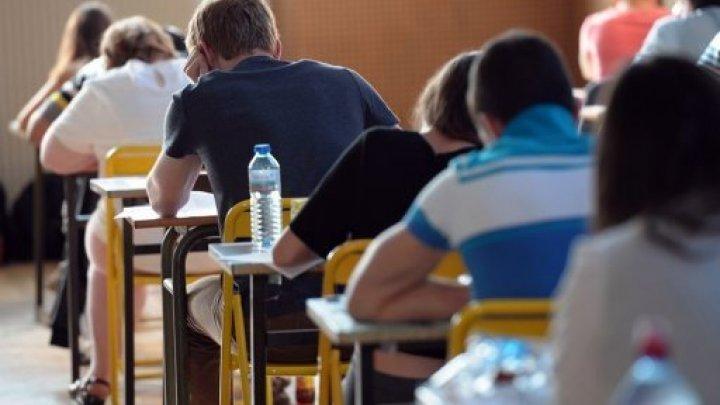 Rezultate BAC 2015 edu.ro. Cele mai amuzante perle ale elevilor francezi! Dovada că "se poate" şi &icirc;n alte ţări