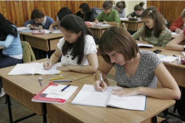 Noi schimbări &icirc;n &icirc;nvăţăm&acirc;nt! Reprezentantul elevilor intră &icirc;n consiliul de administrație al școlii