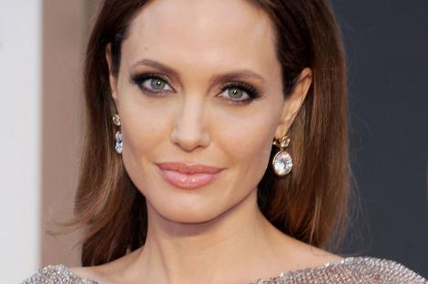 După succesul cu filmul "De neînvins", Angelina Jolie va regiza o producție de animație