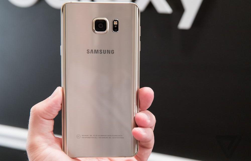 Samsung Galaxy Note 5 și Galaxy S6 Edge + există și sunt exact cum te așteptai