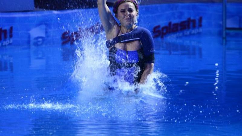 Splash! Cu umărul legat, Tania Popa a luat în brațe curajul, reușind o săritură care a ridicat sala în picioare