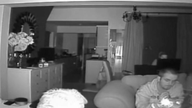 O fantomă a băgat groaza în toți atunci când a mișcat scaunul