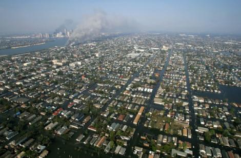 29 august 2005! Uraganul KATRINA, cel mai mare din istoria SUA, loveşte fără milă. Mii de morţi, milioane de oameni fără adăpost
