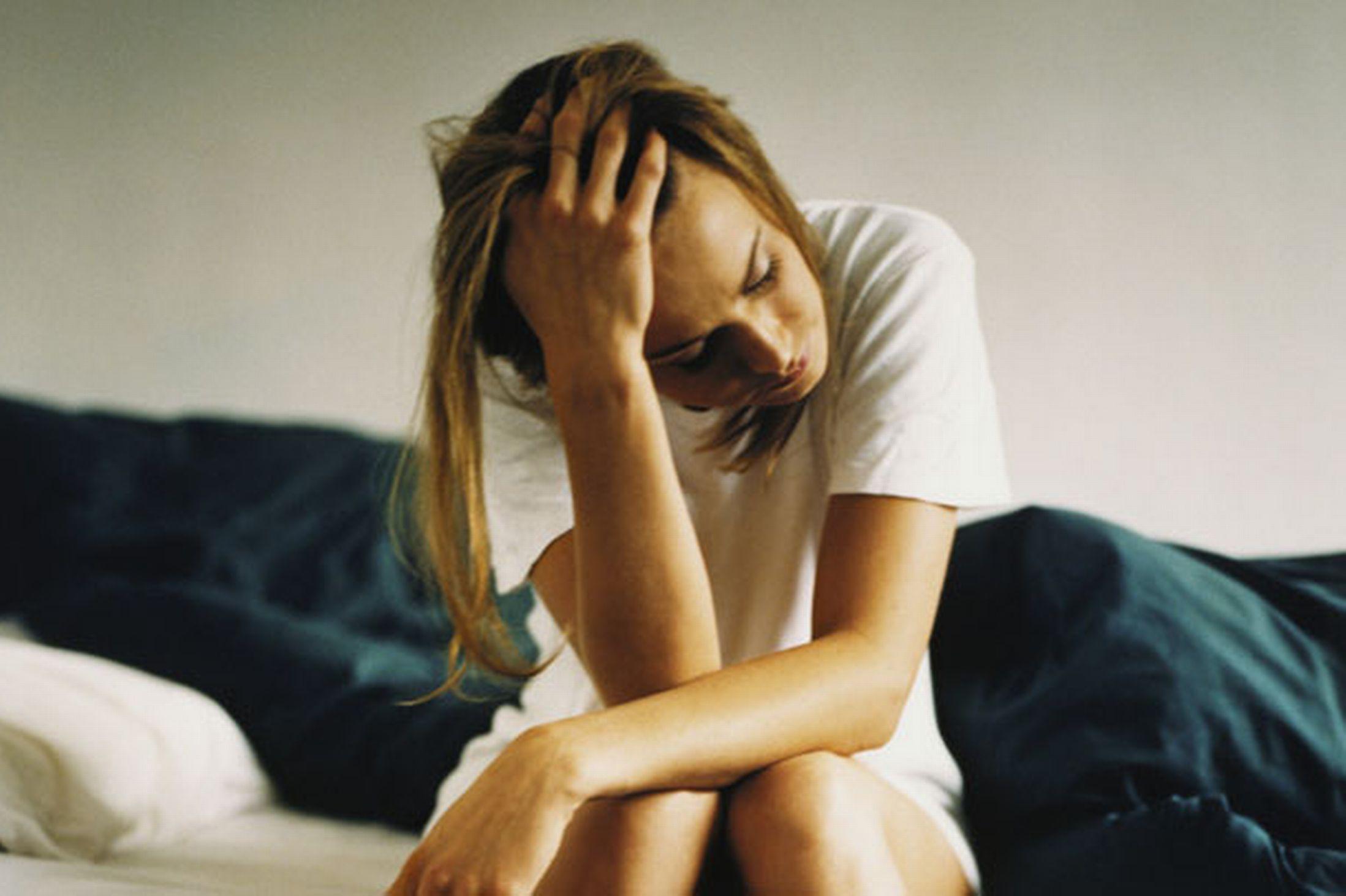 A &icirc;nceput să-i cadă părul și s-a dus la medic, dar acolo a primit o veste șocantă! Milioane de femei fac această greșeală!