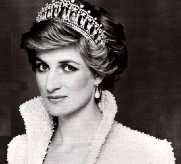 18 ani fără Prinţesa Inimilor! Pe 31 august 1997 lumea era &icirc;n stare de şoc. Lady Di murea &icirc;ntr-un tragic accident