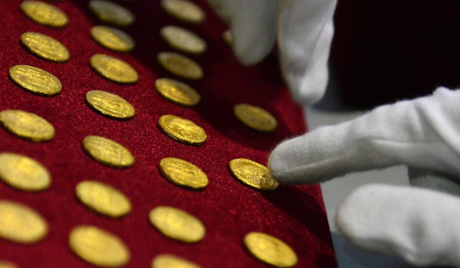 Interzis de otomani, dorit de rom&acirc;ni și visat de conducători: leul rom&acirc;nesc, o istorie de 180 de ani! De unde &icirc;și trage numele moneda noastră