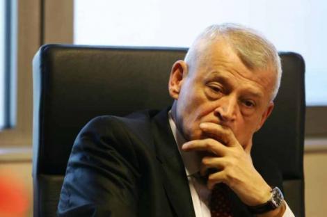 Sorin Oprescu, primarul suspendat al Capitalei, dus de urgenţă la spital!