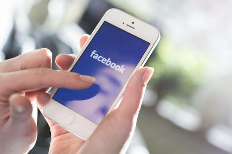Facebook a picat joi seara, în mai multe colţuri ale lumii! Milioane de utilizatori au intrat în panică