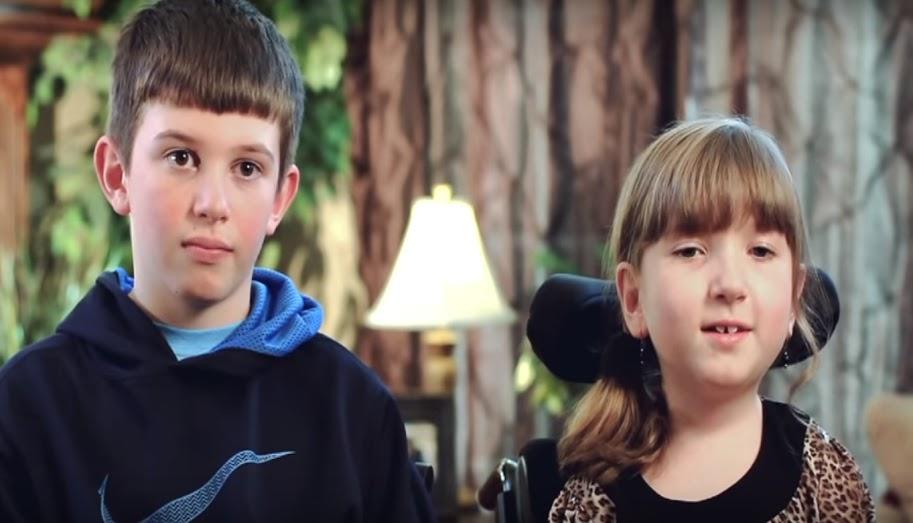 VIDEO. Un frățior aleargă 5.000 metri pentru surioara lui, care se află &icirc;n scaun cu rotile. Ce spun cercetătorii