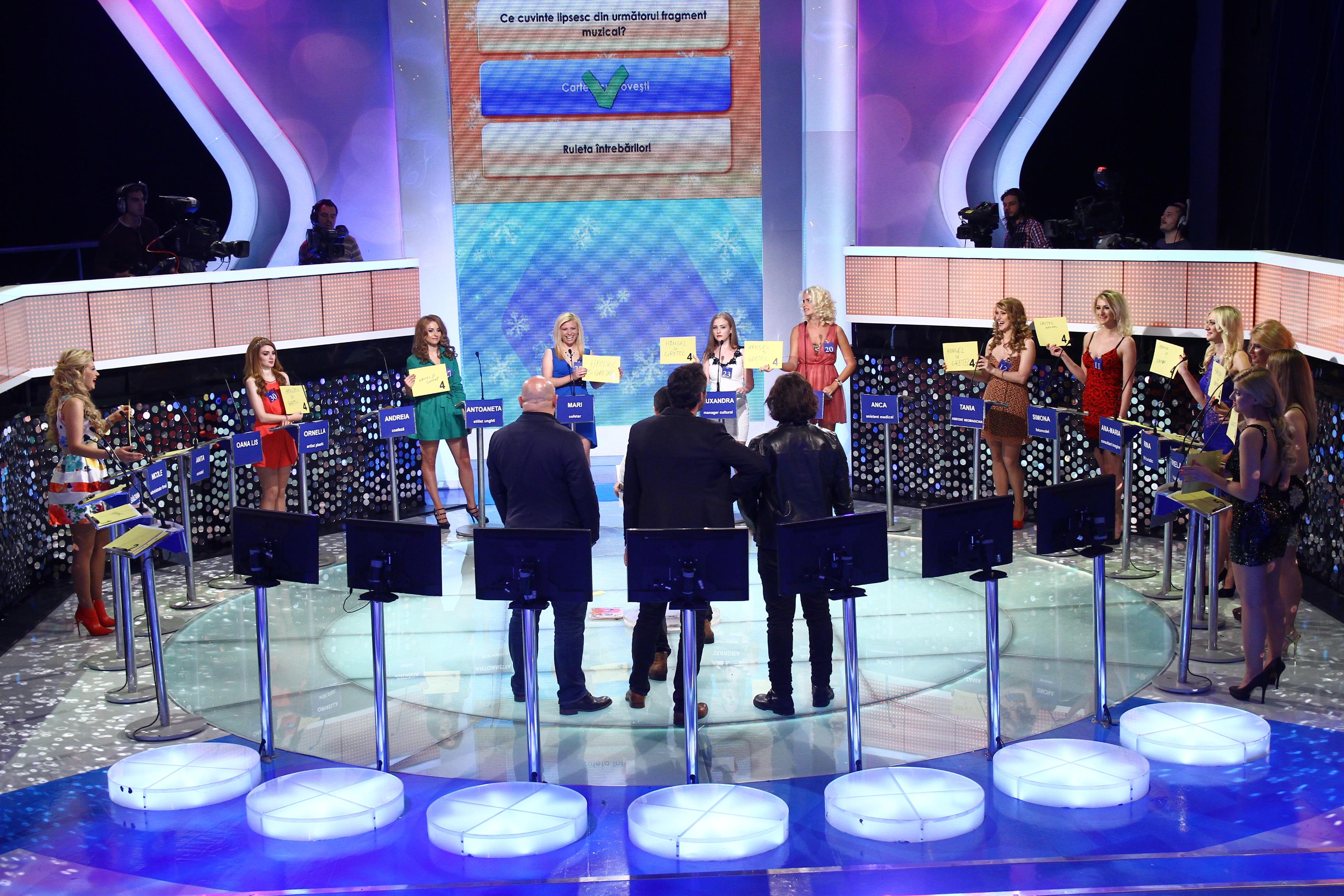 CHEFI - BLONDE: 1 - 0! Florin Dumitrescu, Cătălin Scărlătescu şi Nicolai Tand au c&acirc;ştigat lupta cu armata blondelor